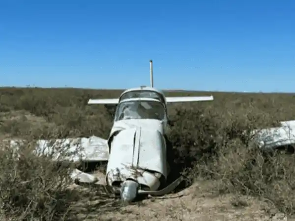 Un matrimonio de Arroyo Seco sufrió un accidente aéreo en Río Negro.