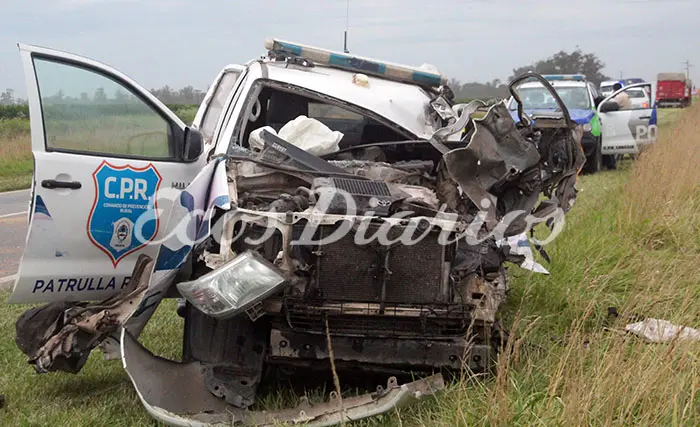 Un policía muerto en un choque frontal contra un camión en ruta 88