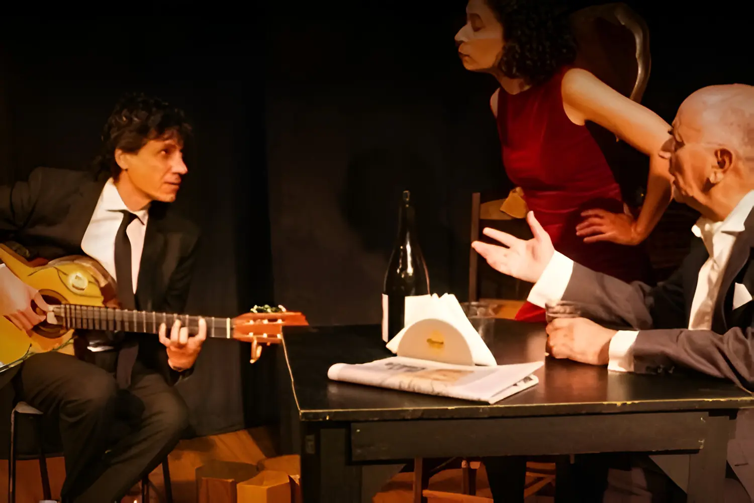 Nico Aulet, Yasmín Gutiérrez y Hugo Gutiérrez protagonizan Crisol.