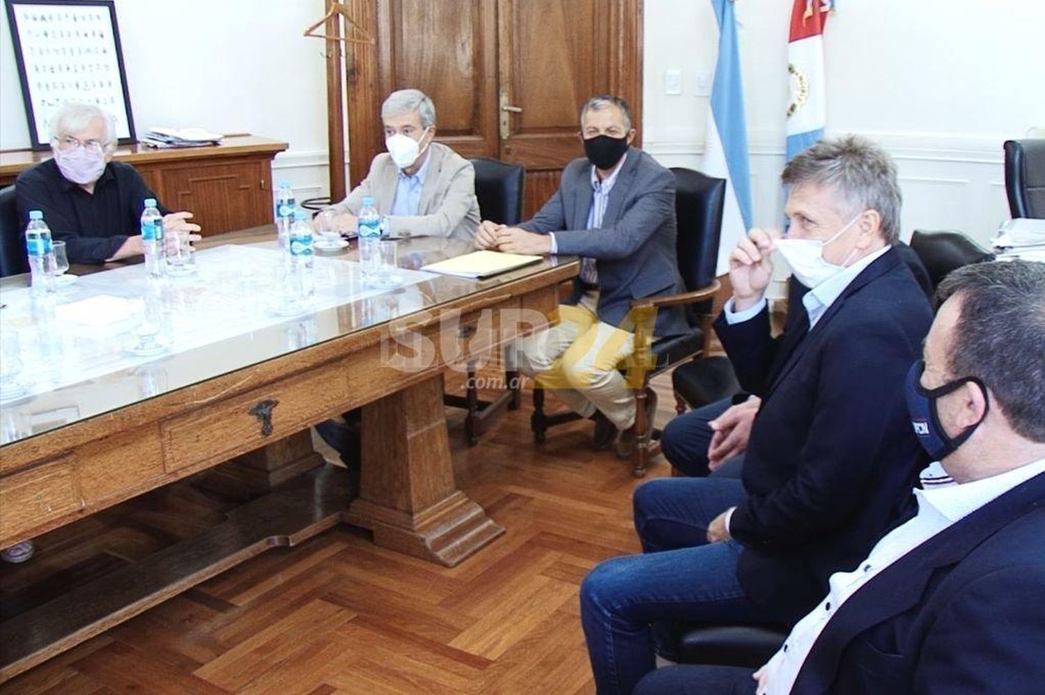 La Provincia ofreció un 46% de aumento a los estatales