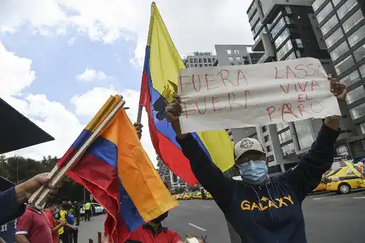 ¡12 DÍAS DE PROTESTAS! Jornada violenta en Ecuador: indígenas «no quieren dialogar»