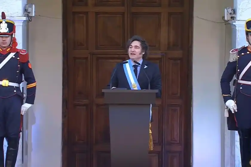 Milei anunció la creación del Consejo de Mayo y aseguró que bajará impuestos tras definir la Ley Bases