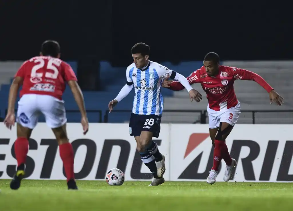 Final entre Racing y Colón, que va por su primer título