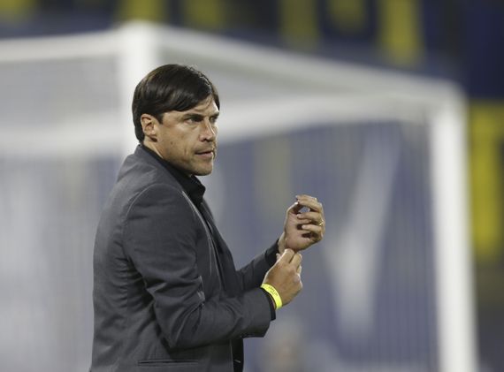 Aferrado a un milagro, Talleres juega en La Plata