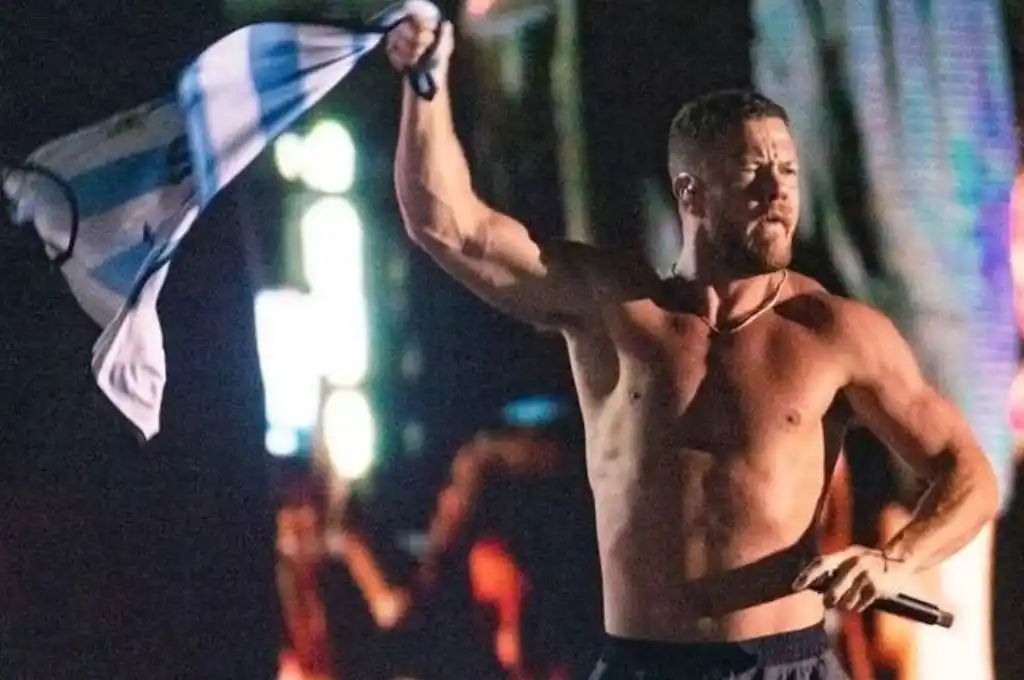 Video: el líder de Imagine Dragons se declaró fan de Messi e hizo delirar al público cantando “Muchachos”