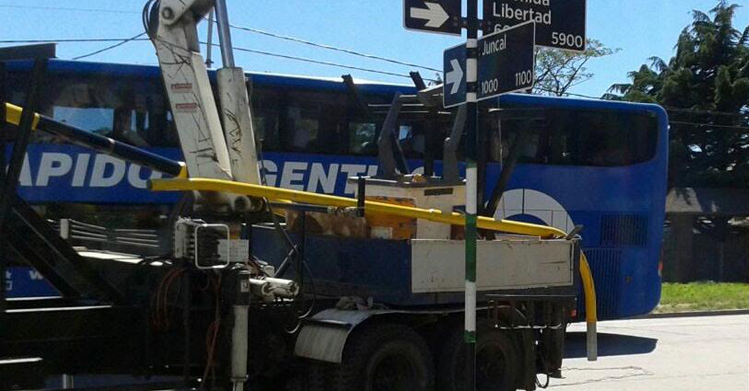 Colocarán tres semáforos en Libertad y Juncal