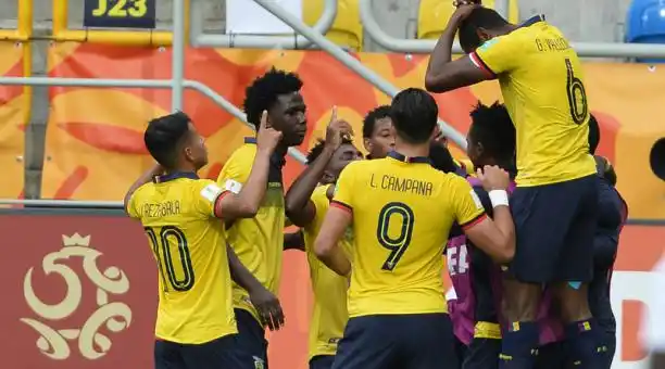 Ecuador y Corea del Sur avanzaron a semifinales