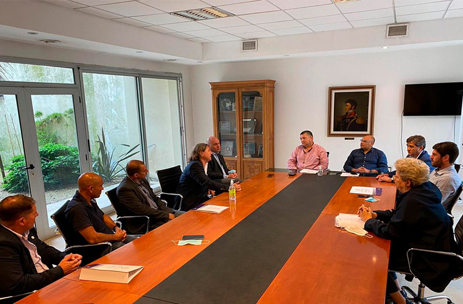 Reino se reunió con el director de la escuela de Medicina