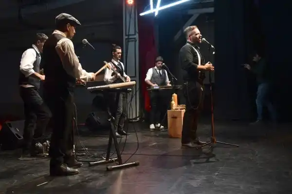 “El Brazzola produce”: continúa abierta la convocatoria para artistas locales