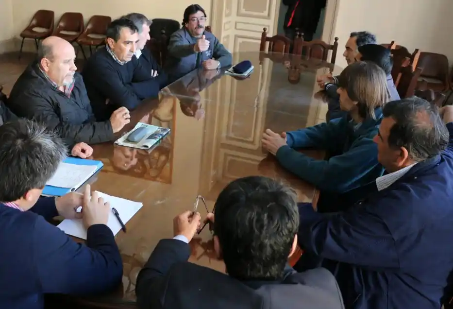 Maquinistas de Ferrobaires obtuvieron el respaldo del Concejo