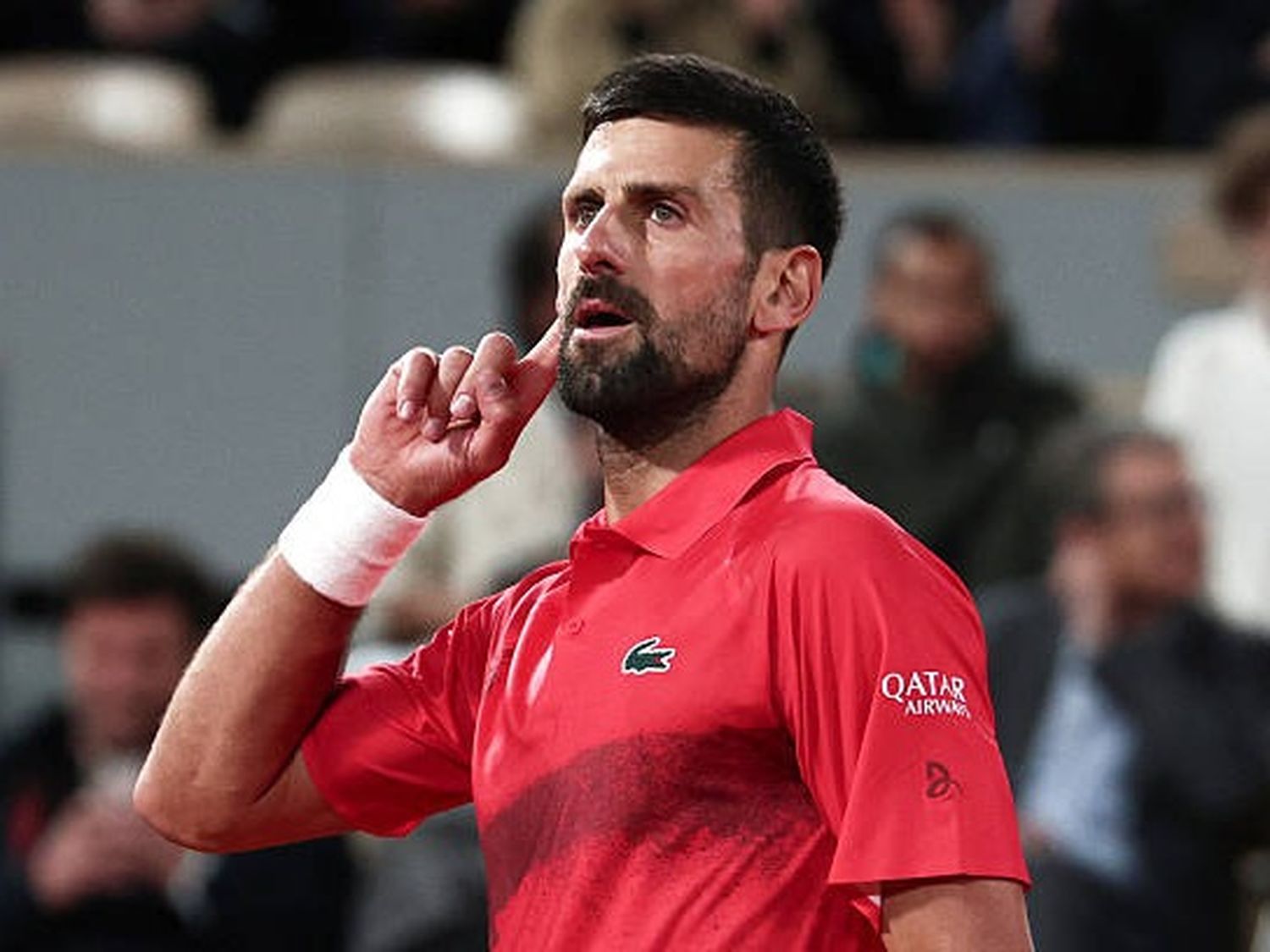 Djokovic venció a Muller en cuatro sets y habló de su recuperación con píldoras “milagrosas”