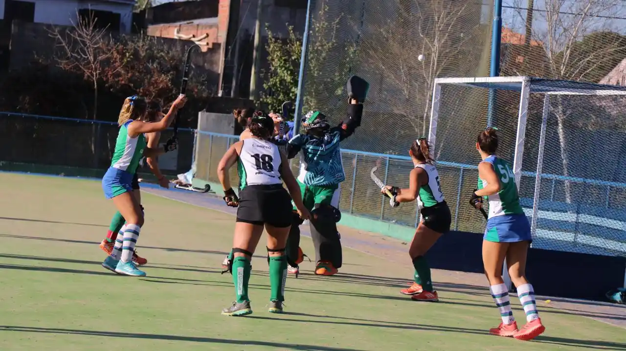 El Oficial cambió de puntero, ahora es Universitario