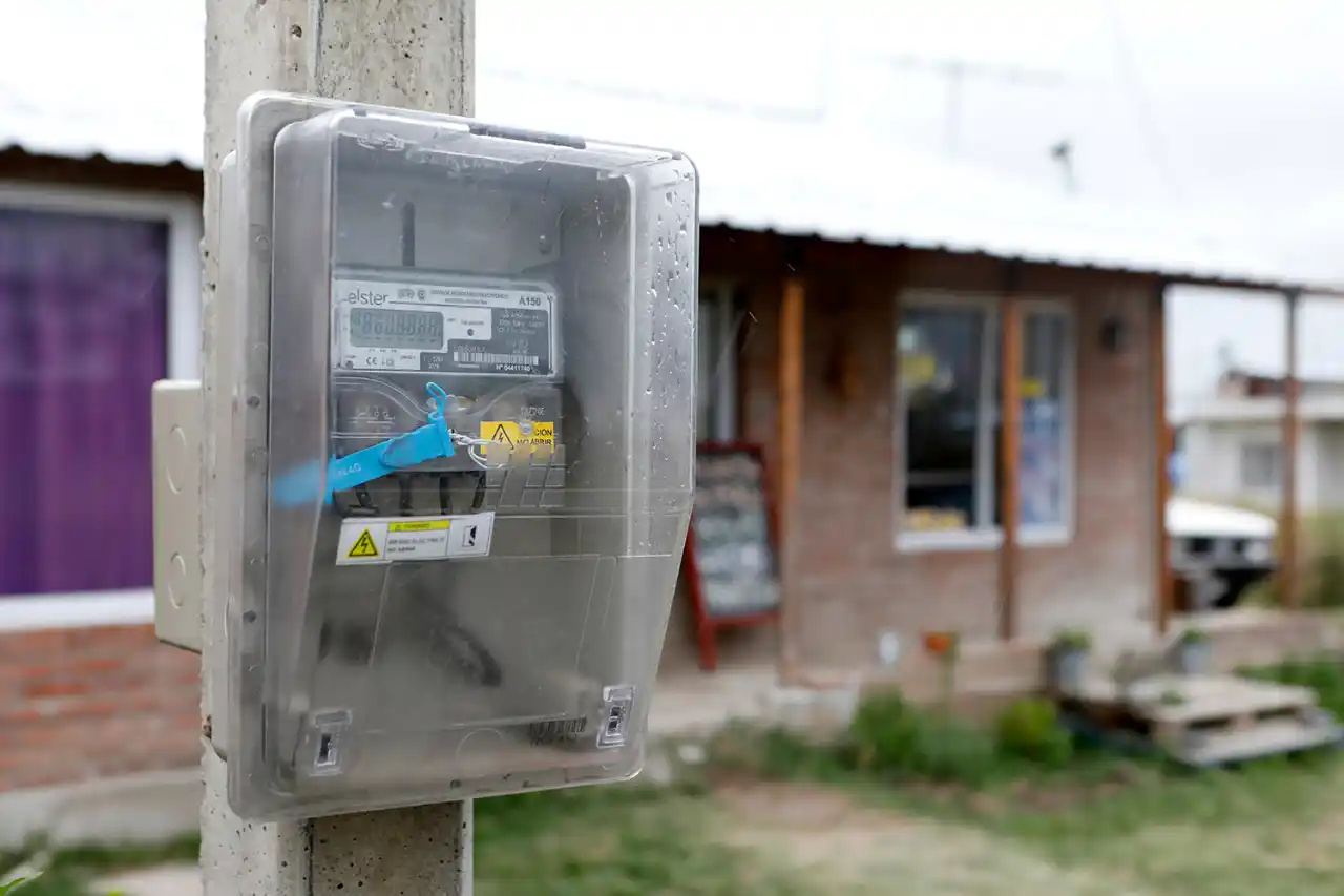 El 36% de los hogares bonaerenses comenzará a perder el subsidio a la luz