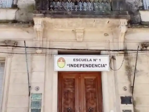 El gobierno licitará la restauración de la histórica escuela Independencia de Diamante