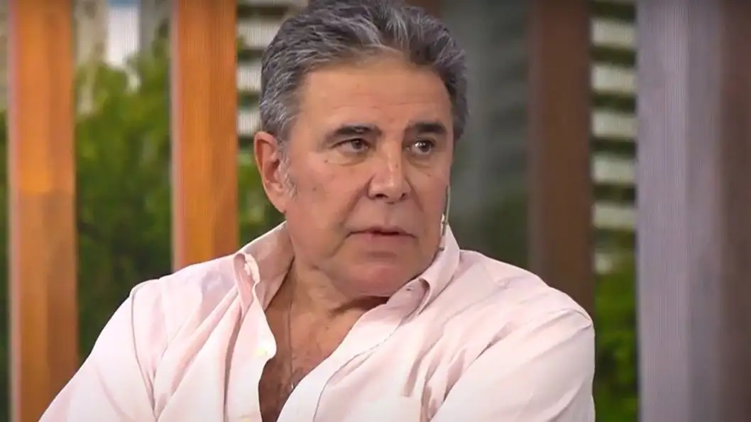 El actor habría estado postrado durante un período prolongado, lo que provocó la lesión y derivó en una infección que obligó a los médicos a realizar la operación para evitar mayores complicaciones.