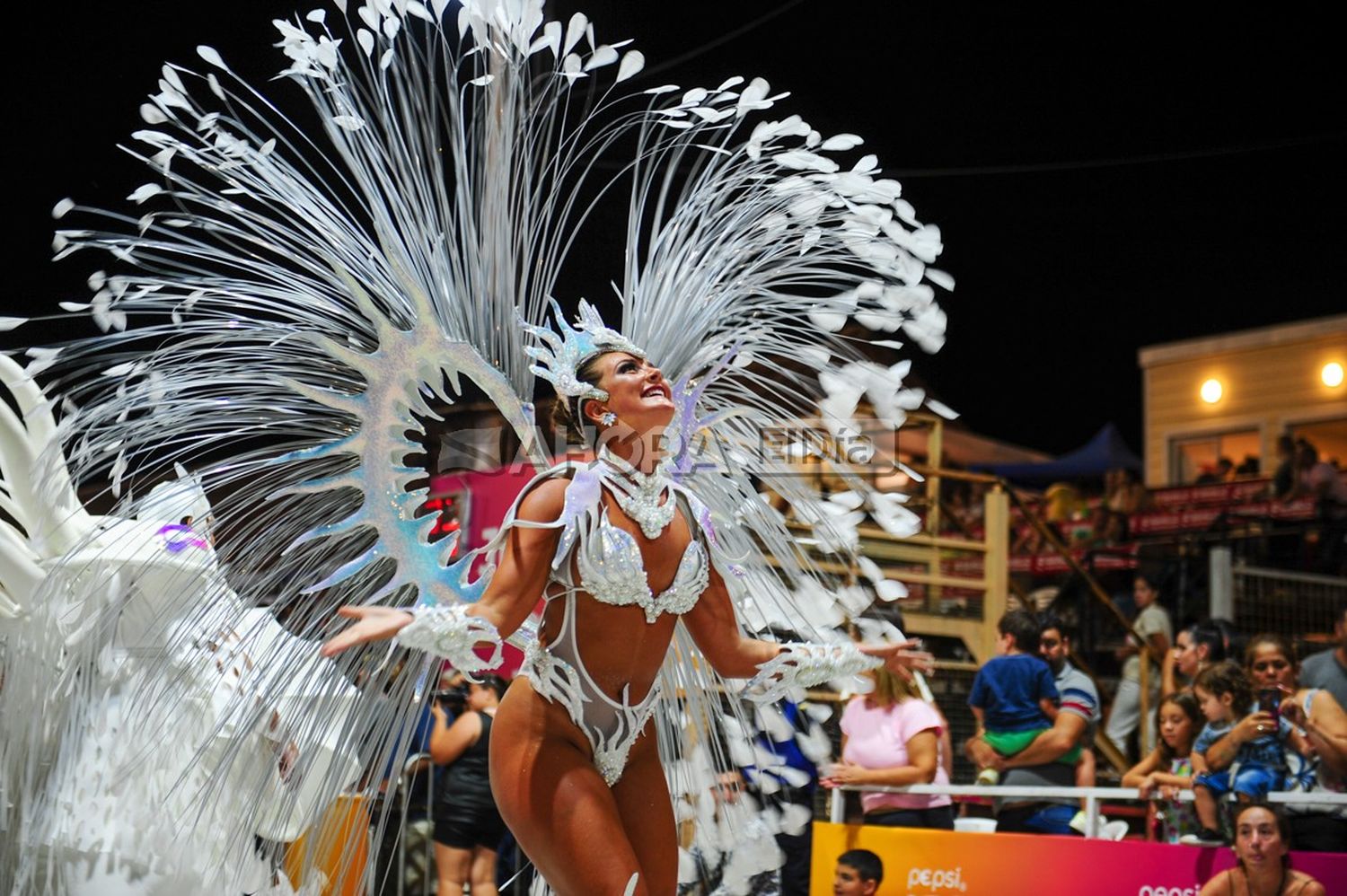 zaira yulan -reina kamarr - carnaval 2024