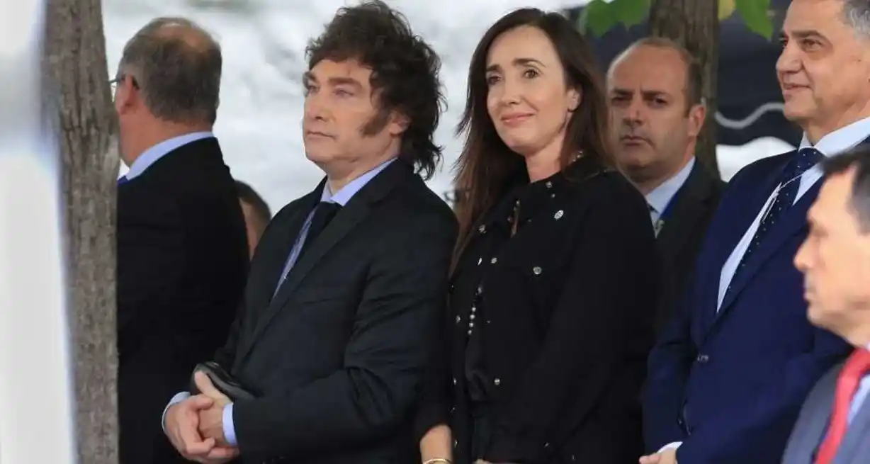 El lunes los dos participaron del acto homenaje a las víctimas del atentado a la embajada de Israel, al cumplirse 32 años del ataque. Foto: Agencia