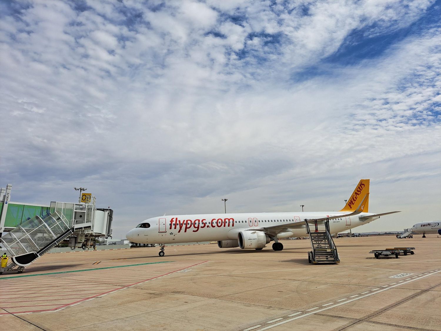 Pegasus inauguró sus vuelos entre Sevilla y Estambul