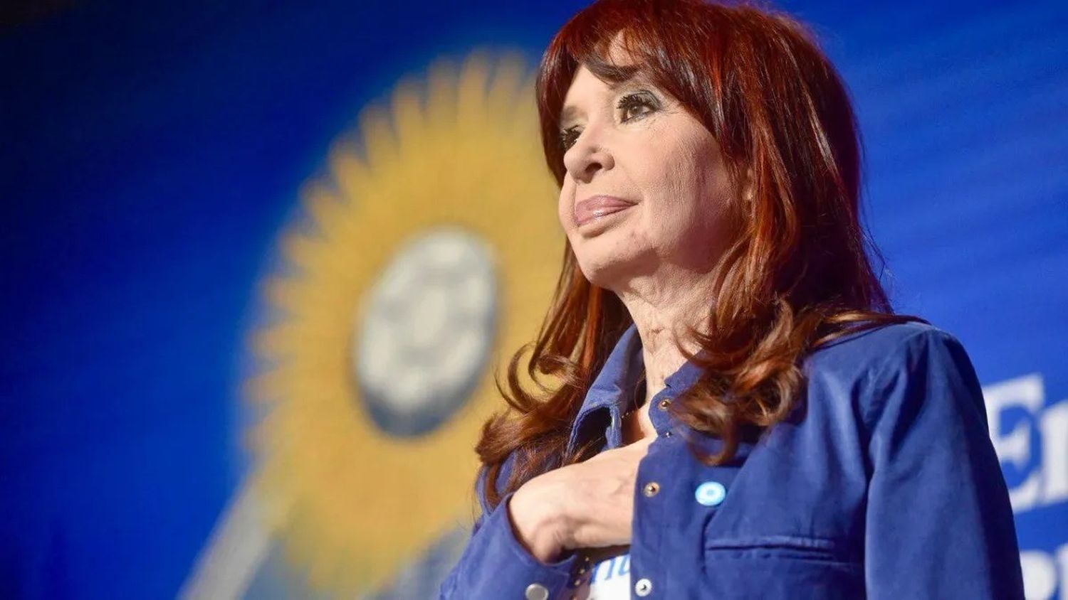 CFK en el acto organizado por el Instituto Patria en el barrio porteño de Saldías.