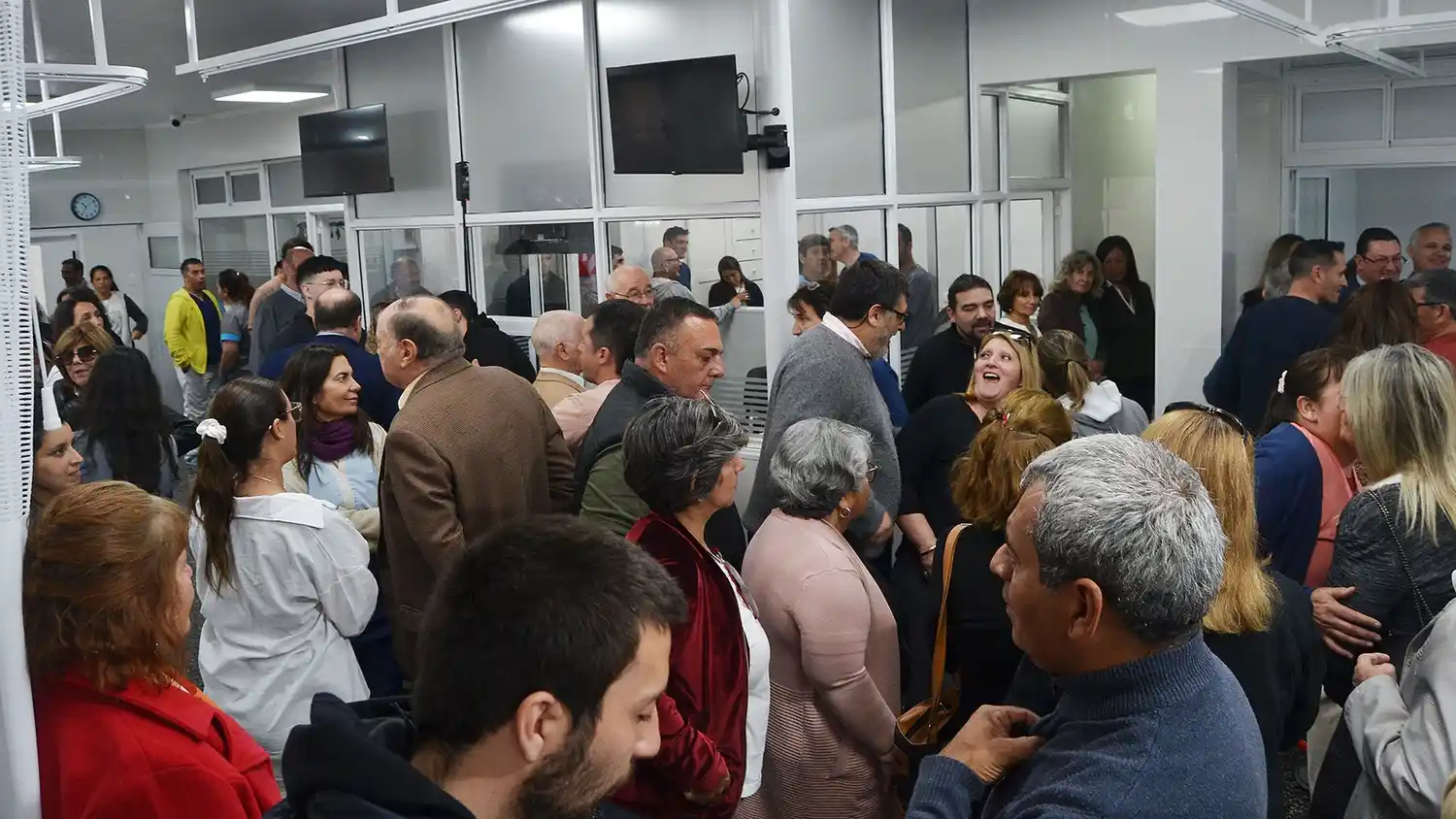 Reinauguraron la sala de Terapia Intensiva del Hospital San Antonio