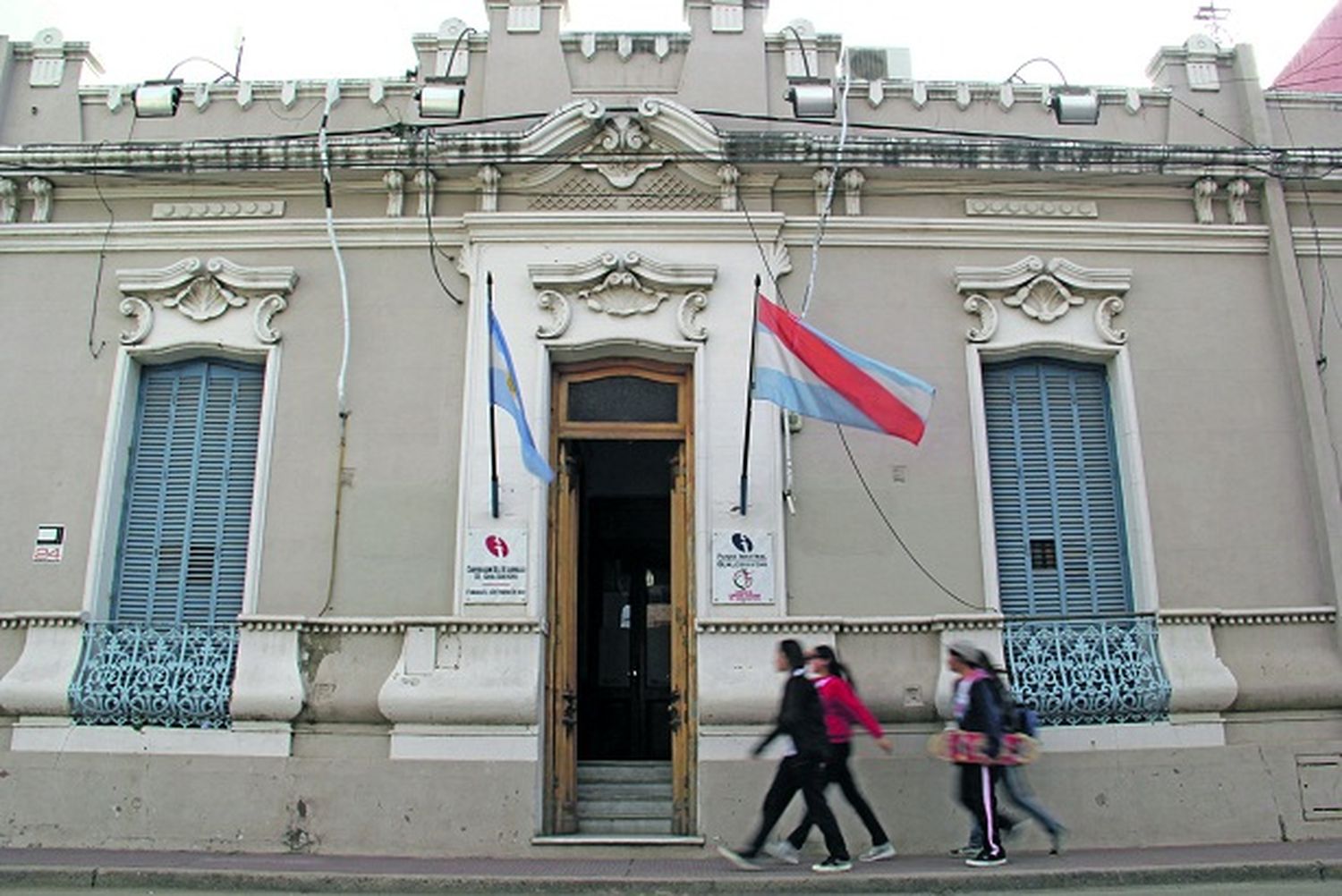 División en el Colegio de Abogados tras la renuncia a la CODEGU