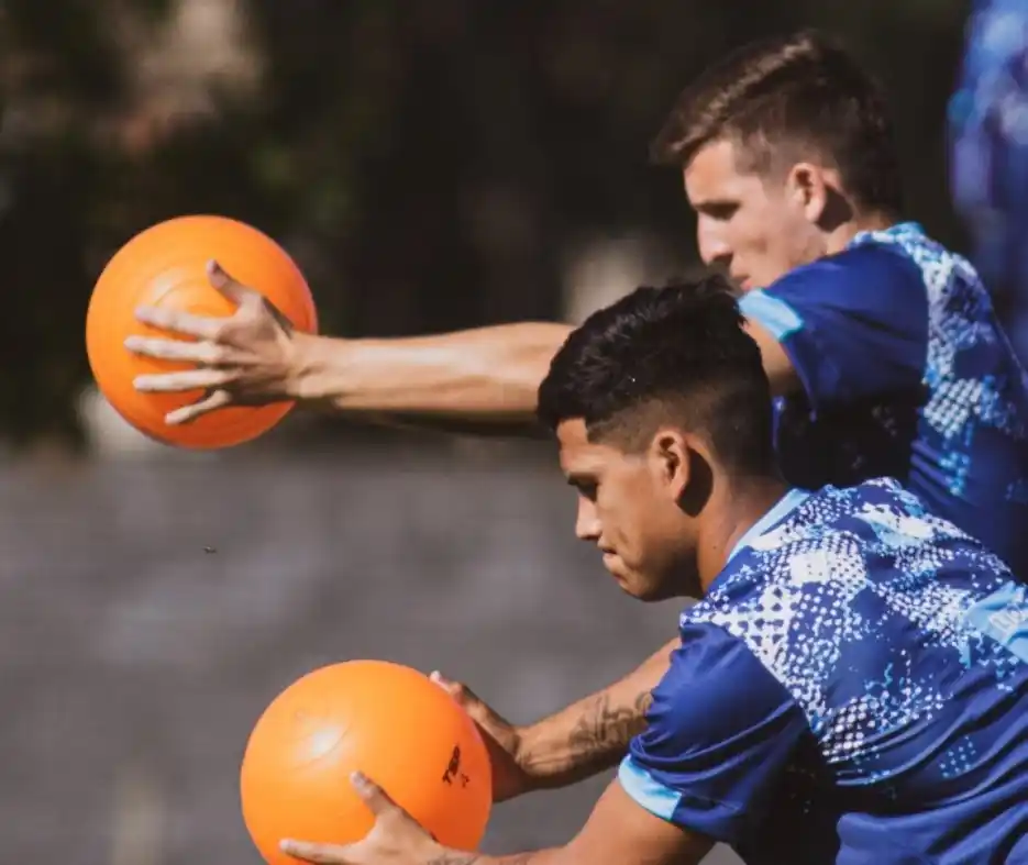 Alvarado confirmó que tendrá 3 amistosos