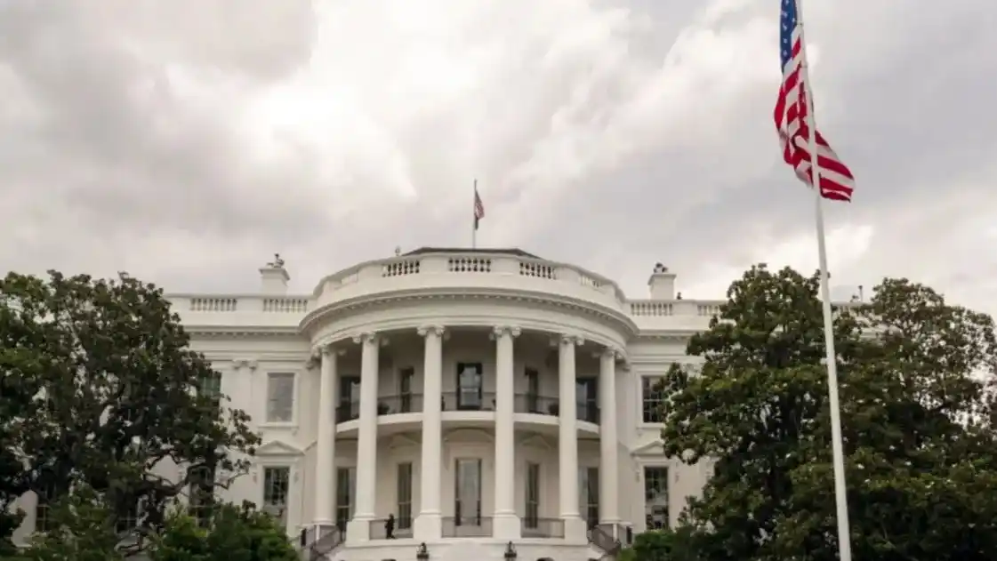 A horas de cumplirse el plazo, Trump evalúa el pedido de Pakistán para extender el ultimátum a Irán