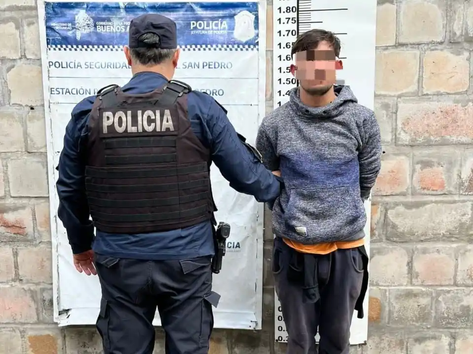 El aprehendido tiene 28 años y está vinculado a una causa de robo en San Nicolás.