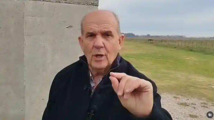 "Gato Macri, ratón de Magnetto, dejen de apretar a la Corte por Cristina": el polémico video de Zurro desde Pehuajó