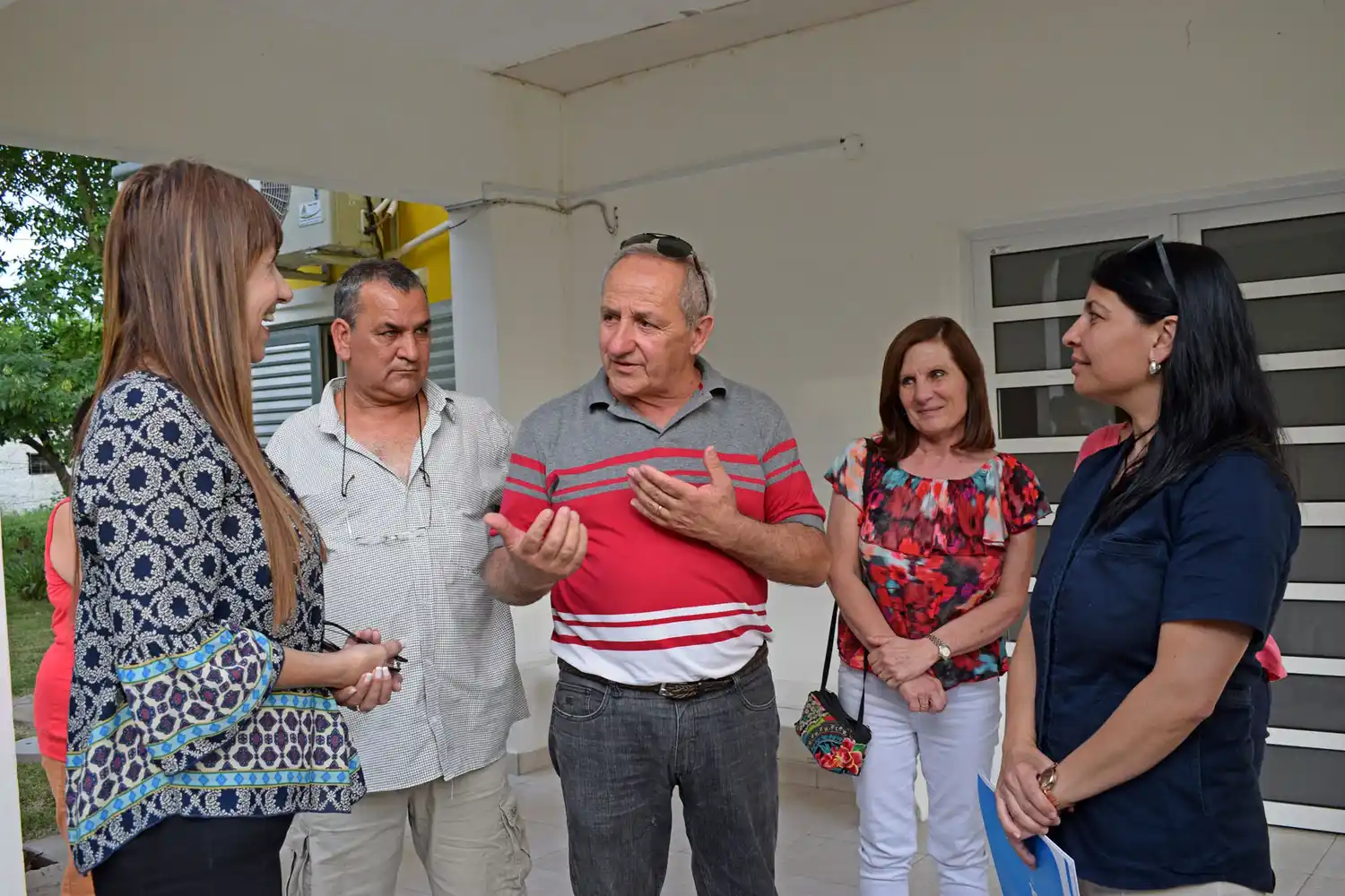 Velázquez recorrió el centro de salud Venezuela