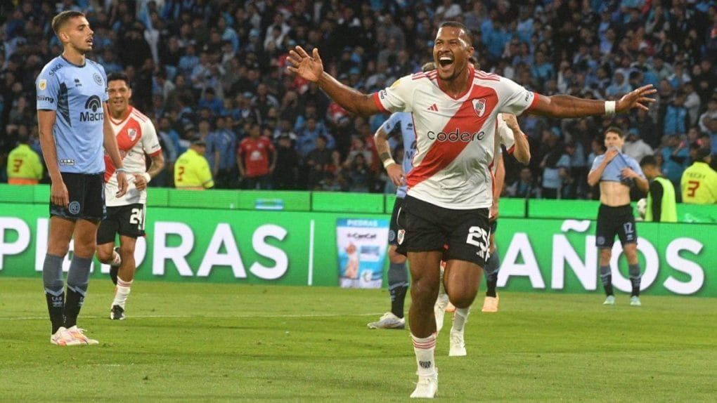 Sobre la hora, River le ganó a Belgrano y se metió en semifinales