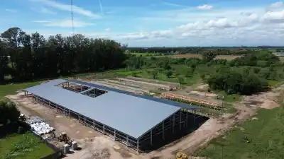 El nuevo Centro de Tiro Deportivo que construye la Provincia en Recreo ya muestra su estructura