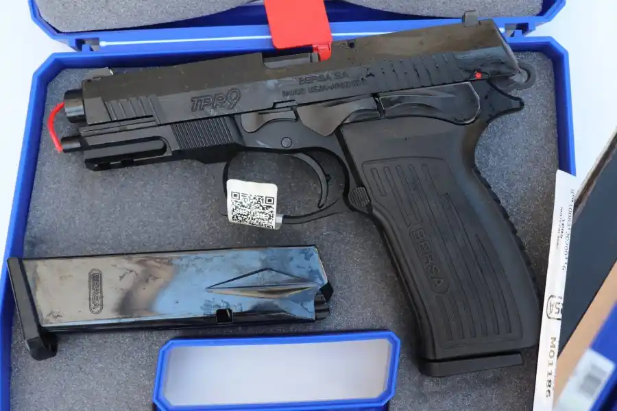 Arribó una segunda tanda de 3.000 pistolas Bersa TPR 9, de un total de 8.400 que llegarán antes de fin de año