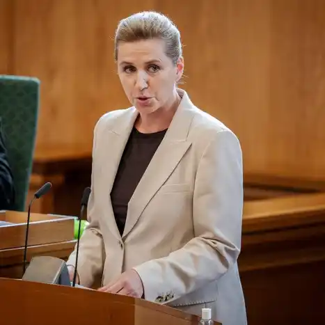 Dinamarca prohibirá el uso de redes sociales a menores de 15 años: “Las pantallas están robando la infancia”