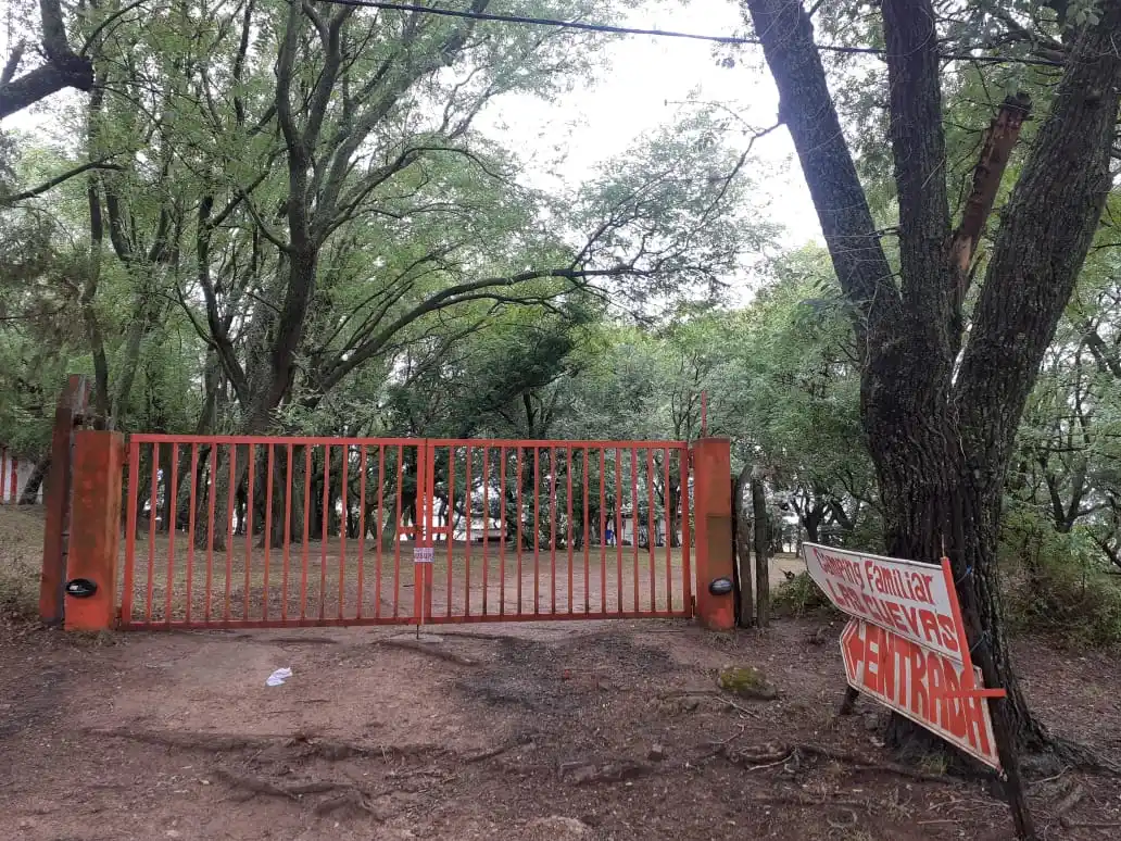 Clausura del camping en Vuelta de Obligado: el Juzgado de Faltas recibió a la administradora, que quiere retirar sus cosas
