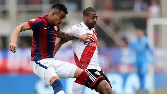 River volvió a la victoria ante San Lorenzo y recuperó la ilusión en la Liga