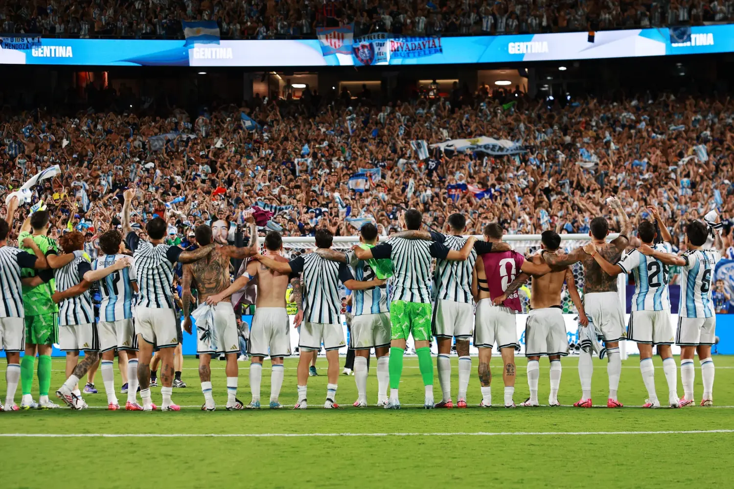 Argentina vuelve a estar entre los cuatro mejores, pero necesita recuperar su mejor versión