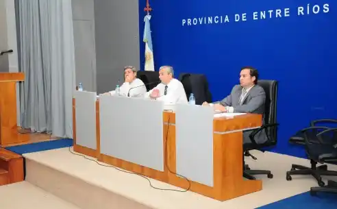 Se pagó la deuda a transportes escolares y se ofrecerá un aumento