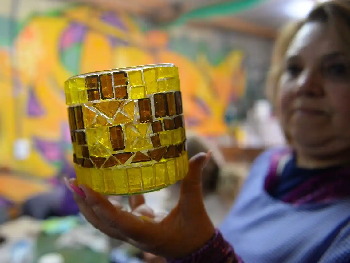 La inscripción es presencial en la sede del curso, en el día y horario de cada actividad.