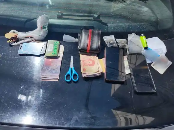 Barrio Abasto: detuvieron a dos hombres por vender estupefacientes en la vía pública