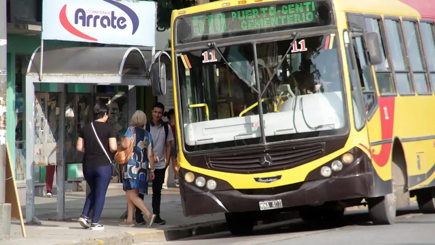 Colectivos. Se levantó la medida de fuerza