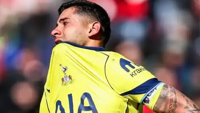 El Cuti Romero sufrió una lesión en la rodilla derecha: ¿Llega al Mundial?