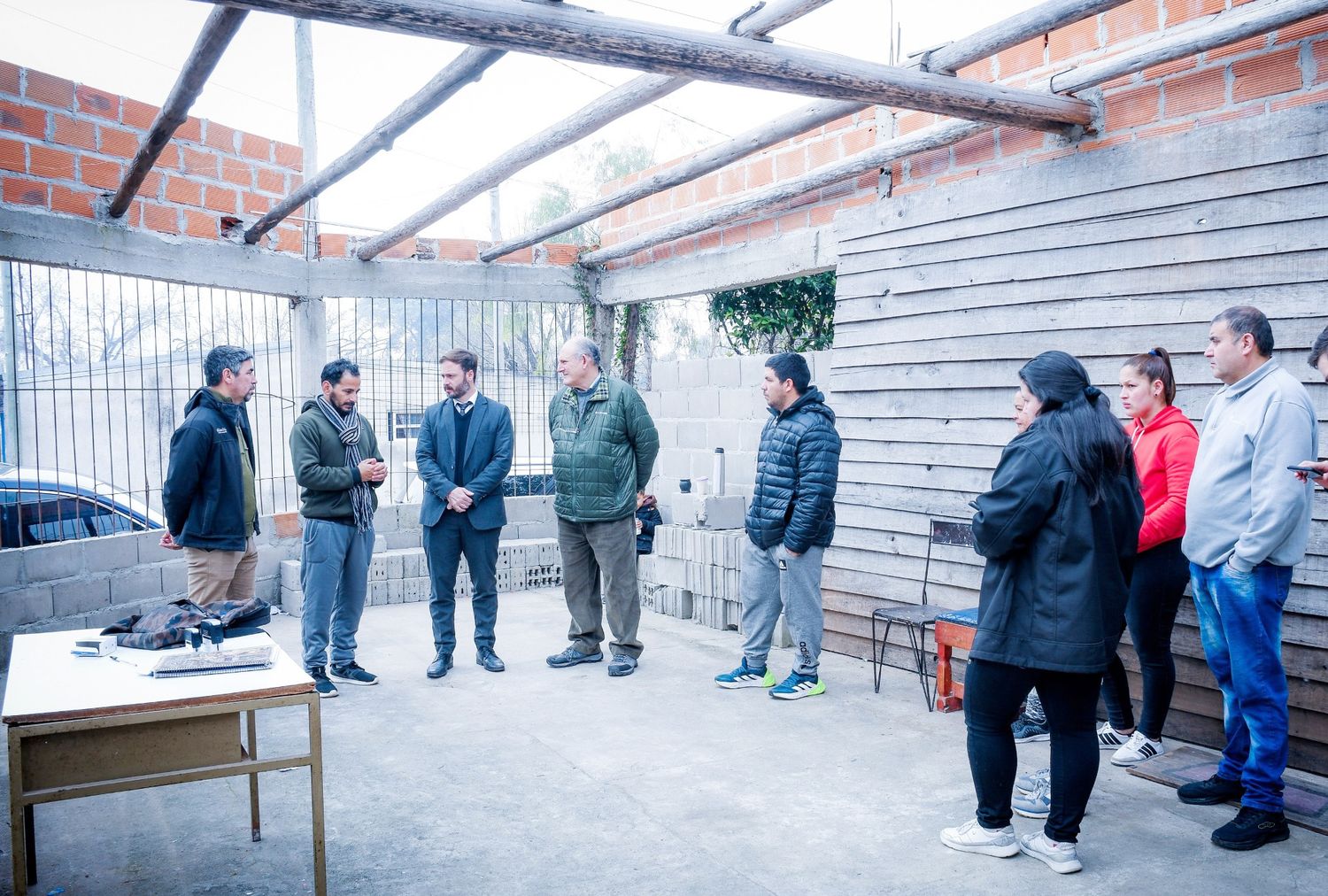 Azcué destacó el compromiso de los ciudadanos que trabajan por el desarrollo de los barrios