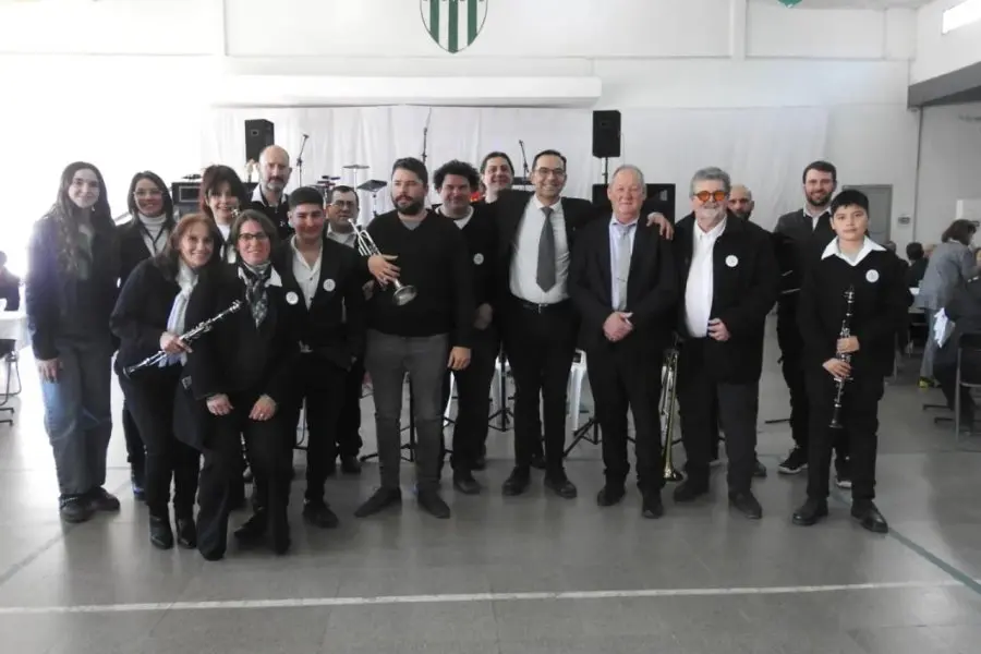 La Banda Sinfónica Municipal de San Vicente se presentó en el 143° aniversario de Susana