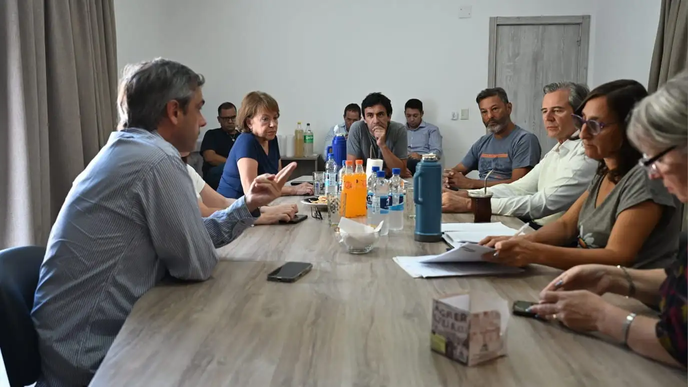 Legisladores nacionales se reunieron con Agmer y CTA por la reforma laboral y educativa