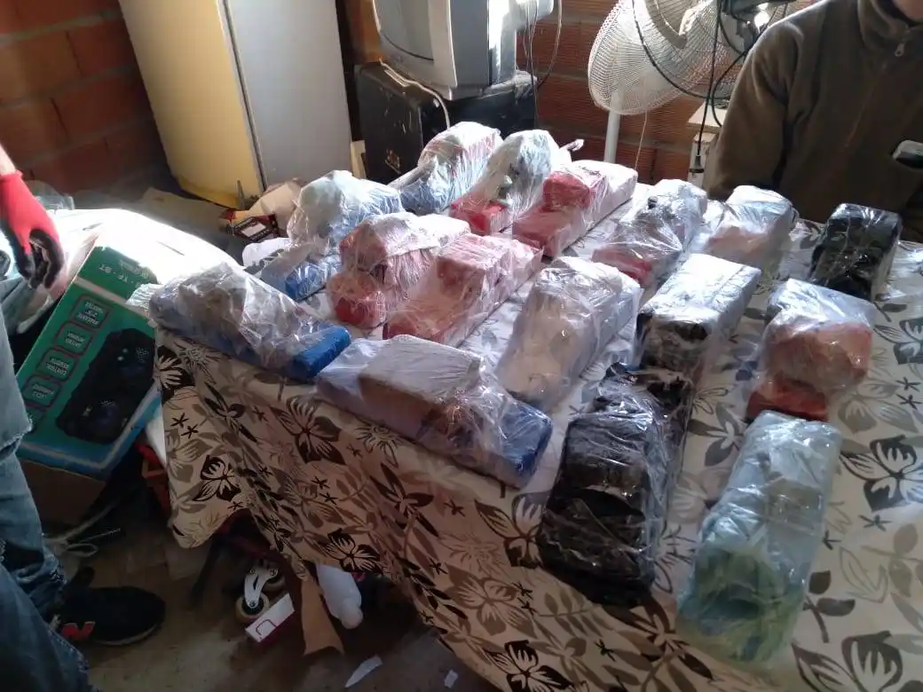 Encuentran más de 17 kilos de drogas en allanamientos en Concordia