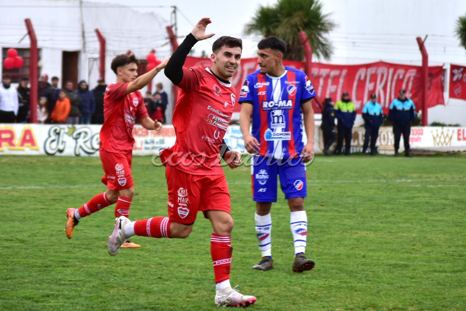 Nicolás Forte y una dedicatoria en su festejo de gol