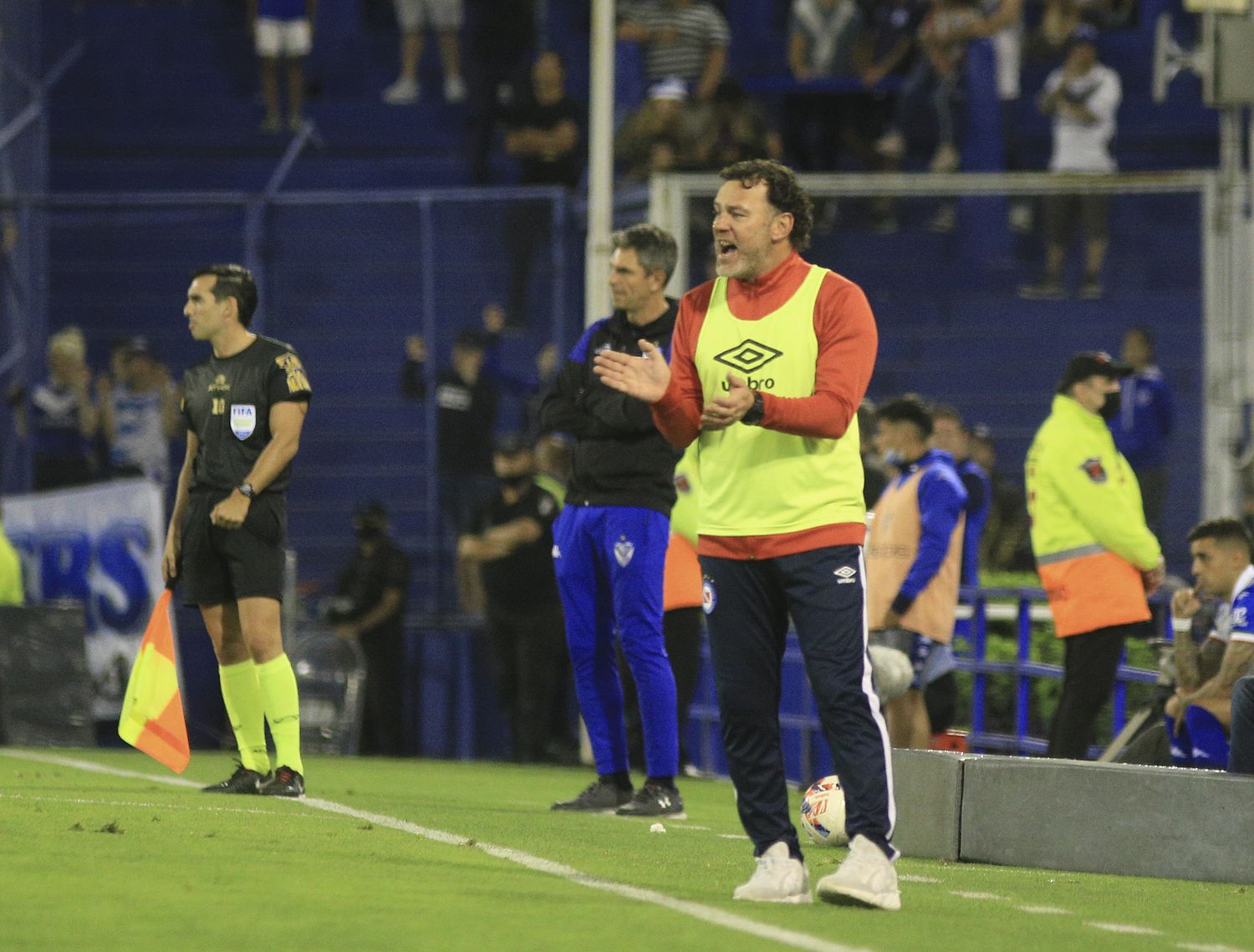 Dos partidos cierran la fecha