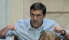 Para Iparraguirre, la ley “no va a traer ningún beneficio”