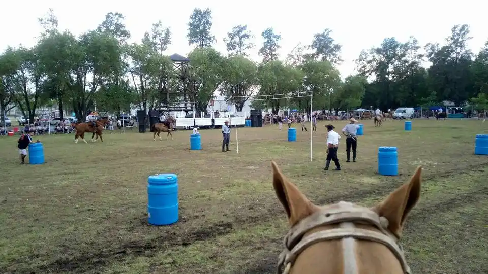 Noche de destrezas criollas